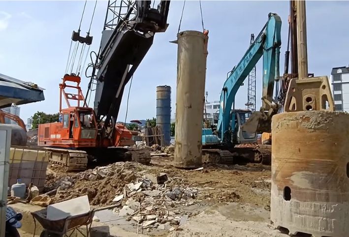 KẸT ỐNG VÁCH KHOAN CỌC NHỒI